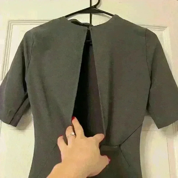 H&M dress  - Picture 4 of 5